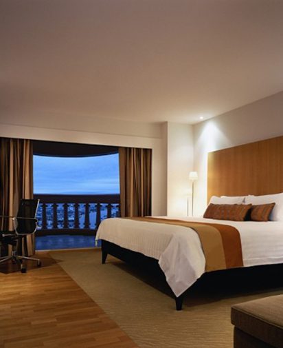 Tower Club City View Suite