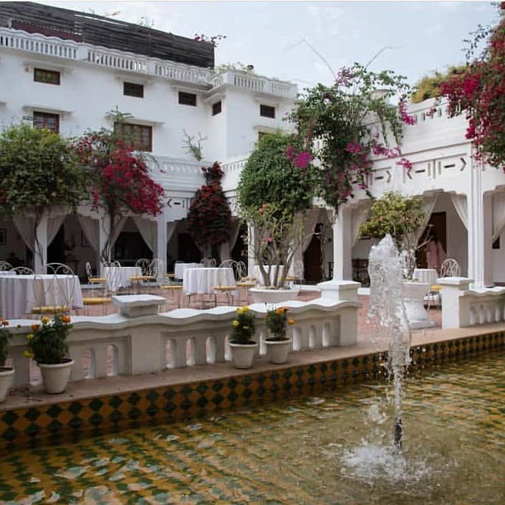 Lebua's courtyard with a water fountain